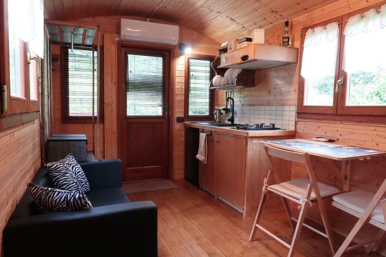 I Tre Abeti - Holiday House เวซซาโน ลิกูเร ภายนอก รูปภาพ