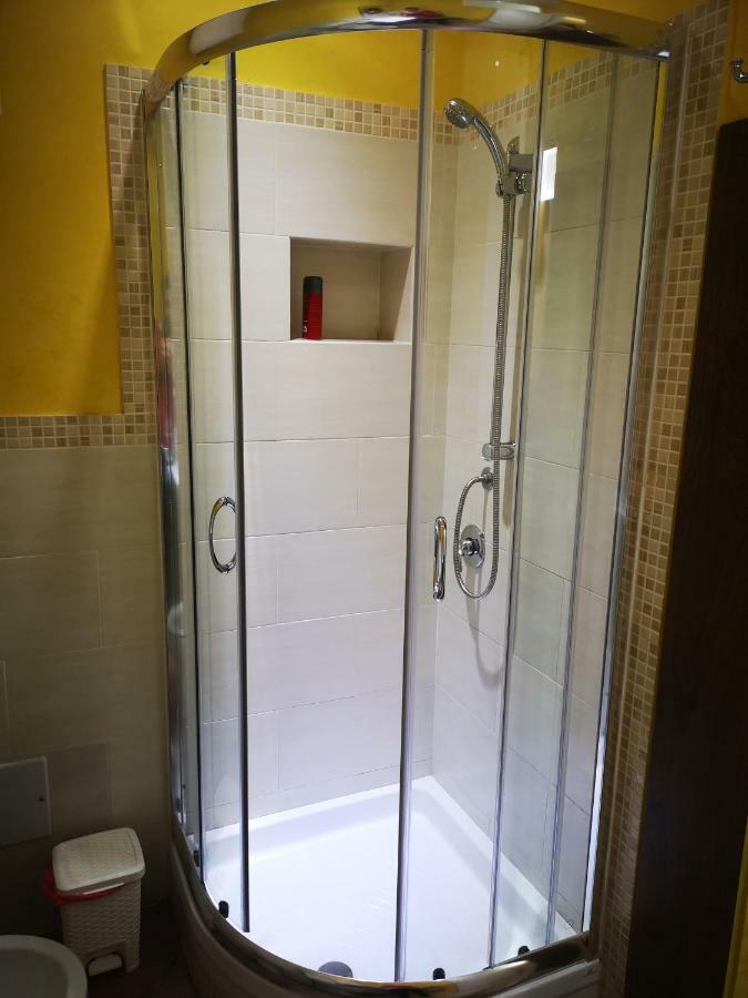 I Tre Abeti - Holiday House เวซซาโน ลิกูเร ภายนอก รูปภาพ